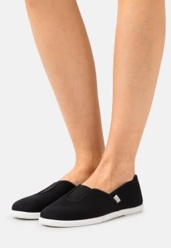 Brand new 🎁 Anna Field Slip-ons - Black ❤️