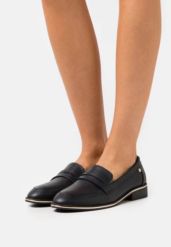 Budget ✨ Anna Field Slip-ons - Black 😉 1 Budget ✨ Anna Field Slip-ons - Black 😉