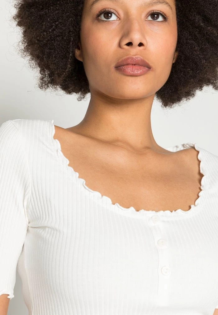 Budget β Anna Field Basic T-shirt - White 𧨠5 Budget β Anna Field Basic T-shirt - White 𧨠- Image 5