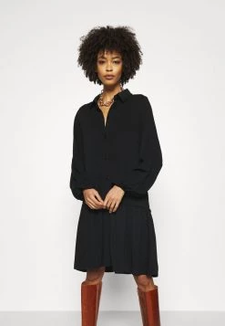 Brand new 💯 Anna Field Oversized - Shirt Dress - Black 😍