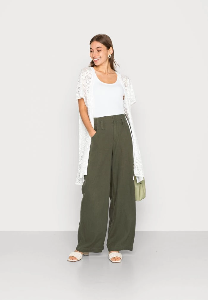 Outlet ✔️ Anna Field Cape - White ❤️ 2 Outlet ✔️ Anna Field Cape - White ❤️ - Image 2