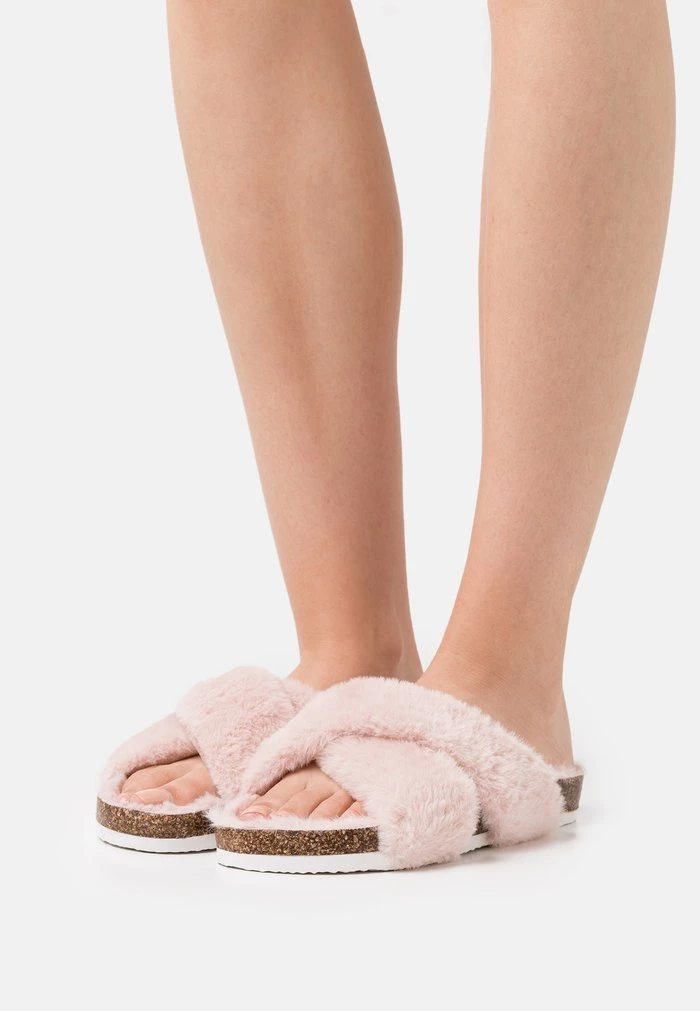 Discount π Anna Field Slippers - Light Pink β€οΈ 1 Discount π Anna Field Slippers - Light Pink β€οΈ