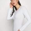 Cheap ❤️ Anna Field 2 PACK - Body - White 🌟 -My Luxe Wardrobe Sales Store 358052a8833840d091d5af5db37abc73