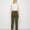 Best reviews of 😉 Anna Field Trousers - Khaki ⭐ -My Luxe Wardrobe Sales Store 3a79dc6575234eaeac6d5b63249193af