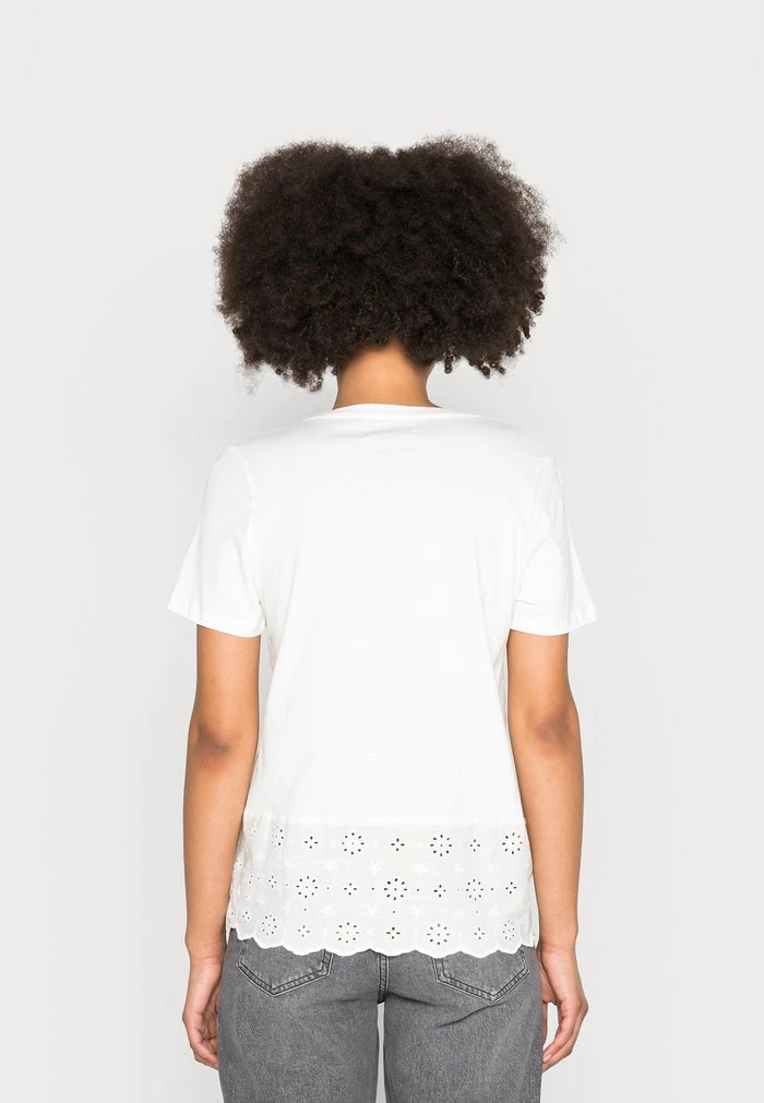 Outlet π Anna Field Basic T-shirt - Off White β¨ 3 Outlet π Anna Field Basic T-shirt - Off White β¨ - Image 3