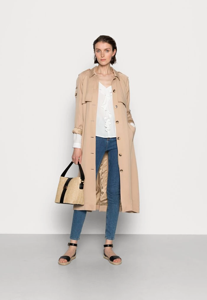 Outlet 😉 Anna Field BLOUSE WITH FRONTAL VOLANT - Blouse - Off-white ✔️ 2 Outlet 😉 Anna Field BLOUSE WITH FRONTAL VOLANT - Blouse - Off-white ✔️ - Image 2