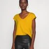 Best deal 🌟 Anna Field Basic T-shirt - Golden Yellow ⭐