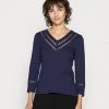 Cheap ⭐ Anna Field V-NECK TAPE INSERT SLEEVE - Long Sleeved Top - Dark Blue 🎁