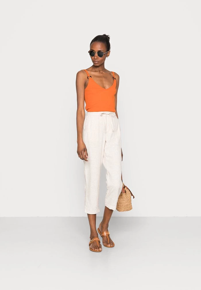 Top 10 π Anna Field Top - Orange π― 2 Top 10 π Anna Field Top - Orange π― - Image 2