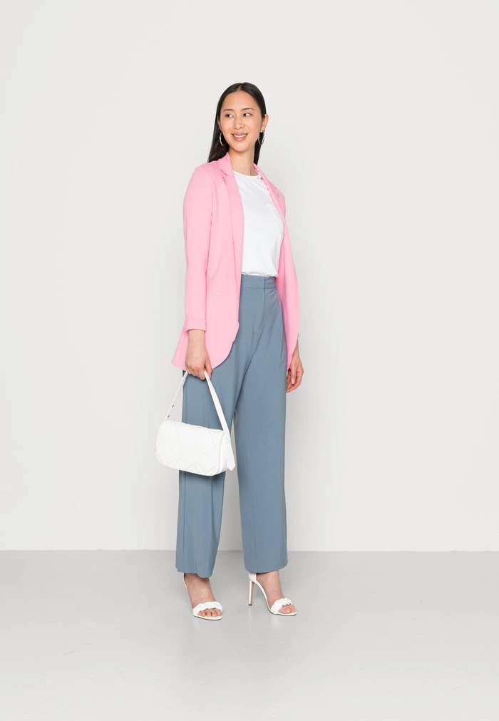 Top 10 β¨ Anna Field Basic T-shirt - White π₯° 2 Top 10 β¨ Anna Field Basic T-shirt - White π₯° - Image 2