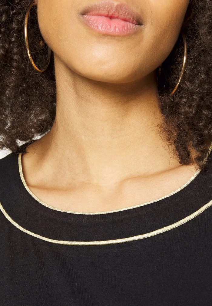 Brand new π€© Anna Field Top - Black β 9 Brand new π€© Anna Field Top - Black β - Image 9