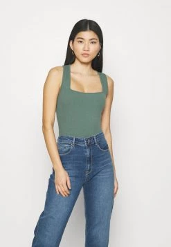 Hot Sale ✨ Anna Field Top - Green 🤩