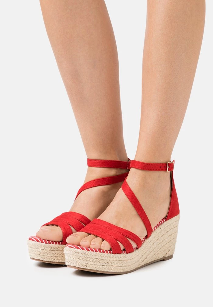 New π Anna Field Platform Sandals - Red β 1 New π Anna Field Platform Sandals - Red β