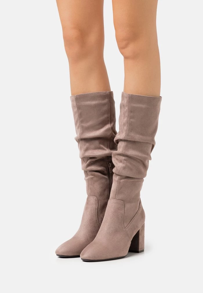 Budget 🤩 Anna Field Boots - Taupe ✨ 1 Budget 🤩 Anna Field Boots - Taupe ✨