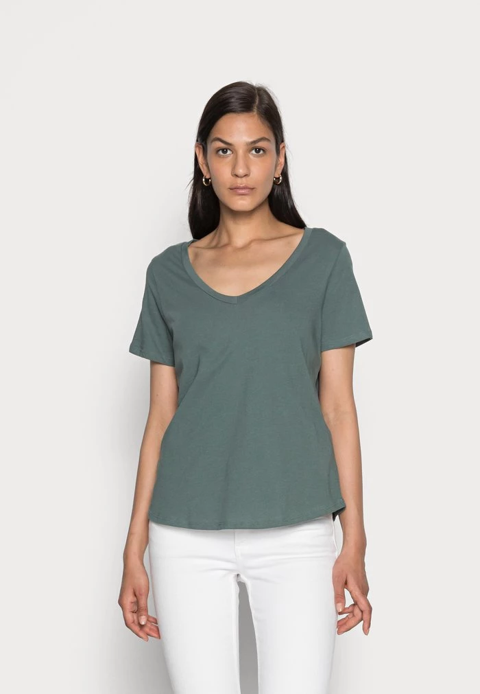Brand new β€οΈ Anna Field Basic T-shirt - Light Green 𧨠1 Brand new β€οΈ Anna Field Basic T-shirt - Light Green π§¨