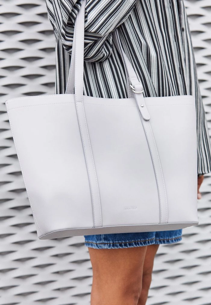 Brand new 👏 Anna Field Tote Bag - Light Grey ✨ 3 Brand new 👏 Anna Field Tote Bag - Light Grey ✨ - Image 3