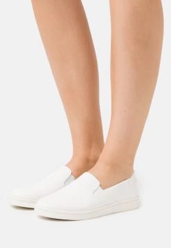 Flash Sale ⭐ Anna Field Slip-ons - White 🧨