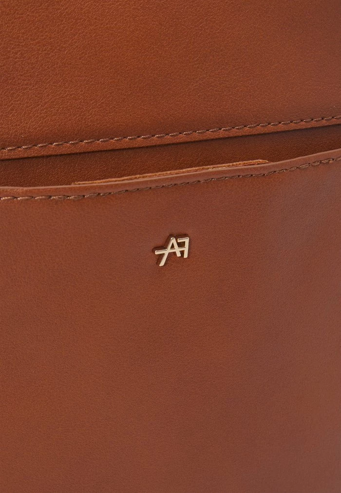 Budget ๐งจ Anna Field Rucksack - Cognac โ 4 Budget ๐งจ Anna Field Rucksack - Cognac โ - Image 4