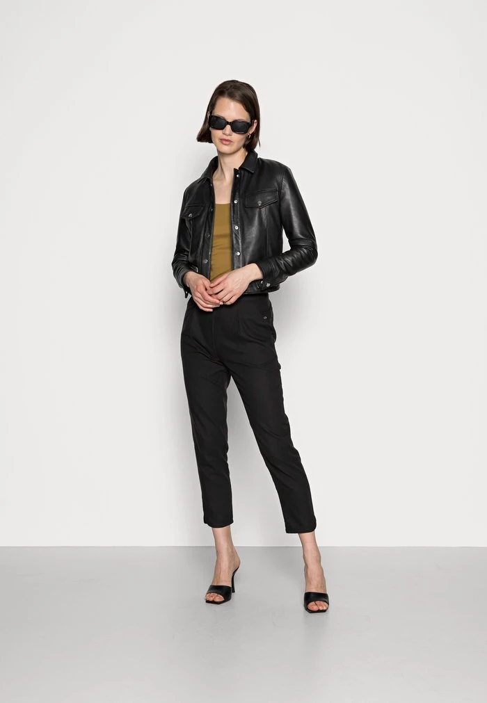 Best Pirce π Anna Field HORN BUCKLE TOP CLEAN FINISH - Top - Khaki π₯° 2 Best Pirce π Anna Field HORN BUCKLE TOP CLEAN FINISH - Top - Khaki π₯° - Image 2