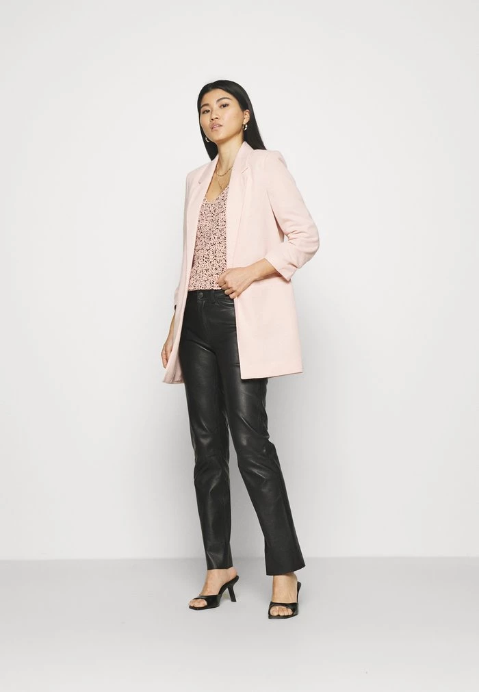 New 🥰 Anna Field Blouse - Pink/black ✨ 2 New 🥰 Anna Field Blouse - Pink/black ✨ - Image 2