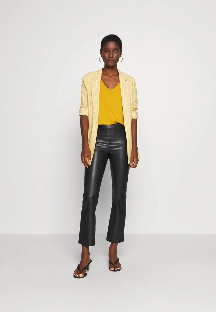 Best deal ๐ Anna Field Basic T-shirt - Golden Yellow โญ 2 Best deal ๐ Anna Field Basic T-shirt - Golden Yellow โญ - Image 2